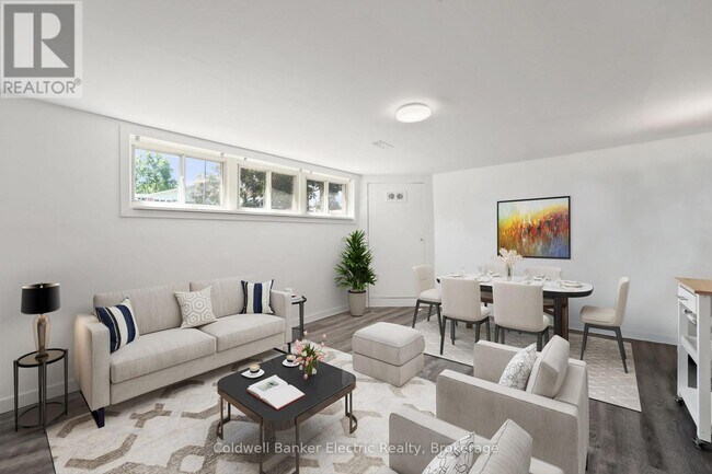 Building Photo - 8B Pottinger St