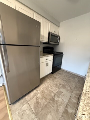 Building Photo - 328 Village Blvd N