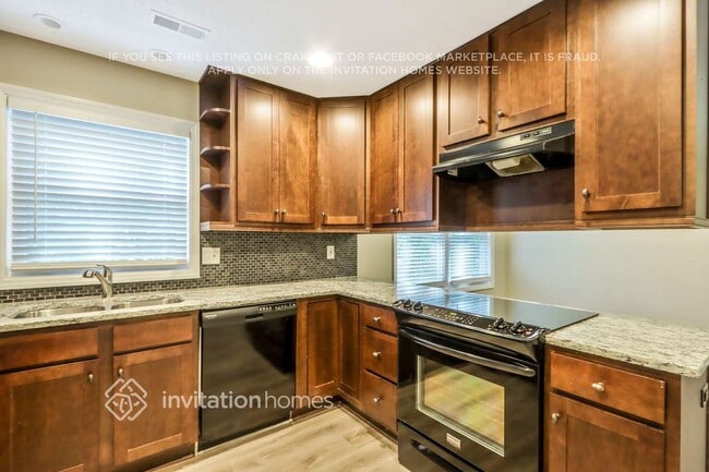 Foto del edificio - 8535 Timbercrest Cir