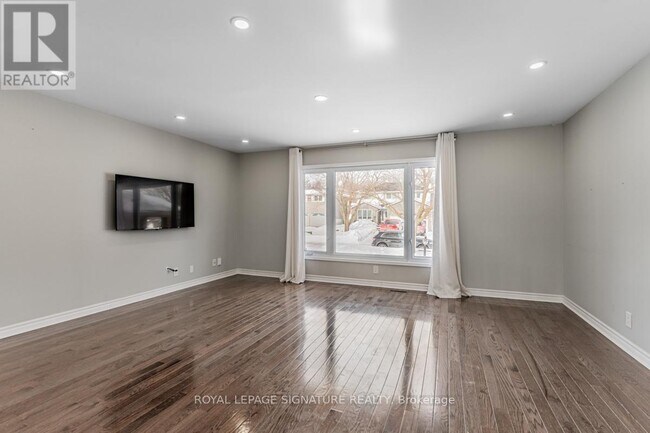 Building Photo - 109 Imperial Crescent