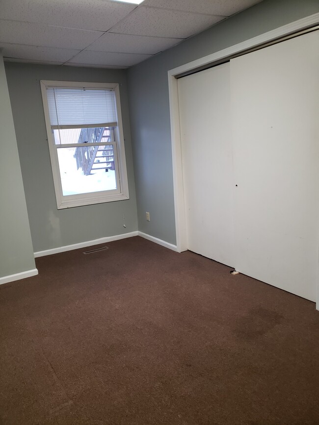 Building Photo - 2nd Street Duplex