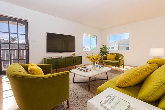 Foto del edificio - Beautifully Remodeled 2 Bed/1Bath Home with Ocean and Bay Glimpses in Ocean Beach!