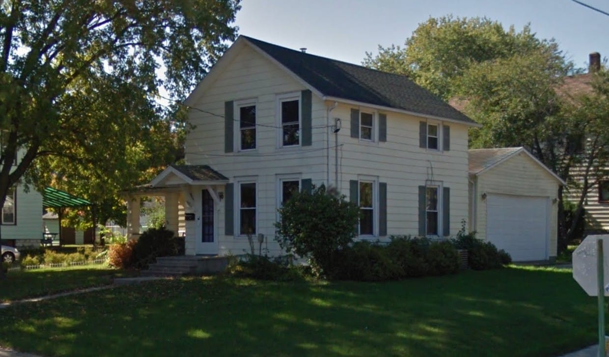 Primary Photo - 803 S Ottawa Ave