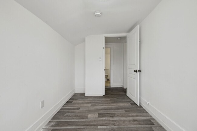 Foto del edificio - 635 W 53rd St