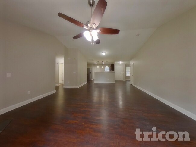 Foto del edificio - 4116 Larkhaven Village Dr