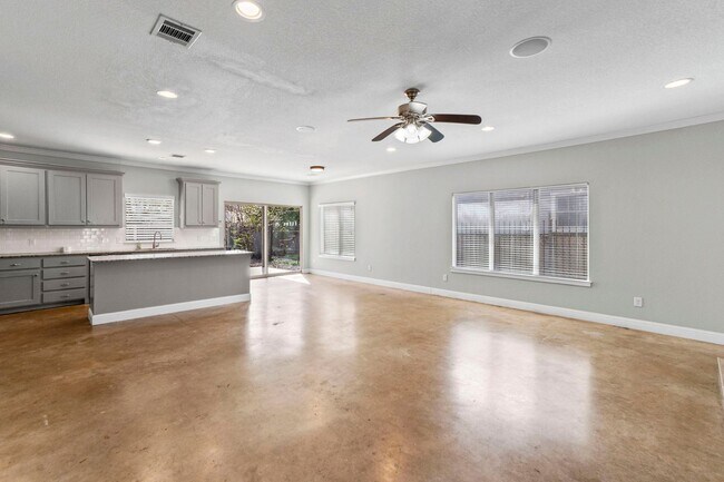 Foto del edificio - 2825 Gordon Ave
