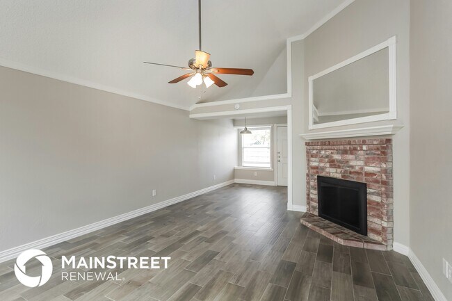 Foto del edificio - 8209 Quail Glenn Ct