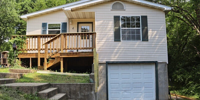 Primary Photo - 4 Nippert Dr.