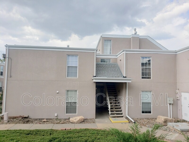 Foto principal - 3460 Parkmoor Village Dr
