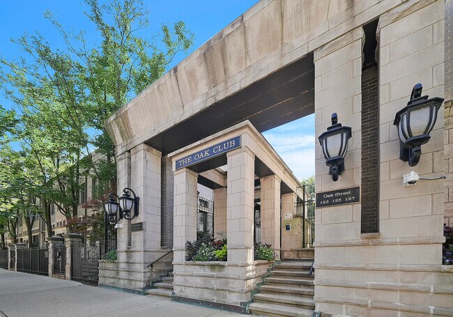 Foto del edificio - 125 W Oak St