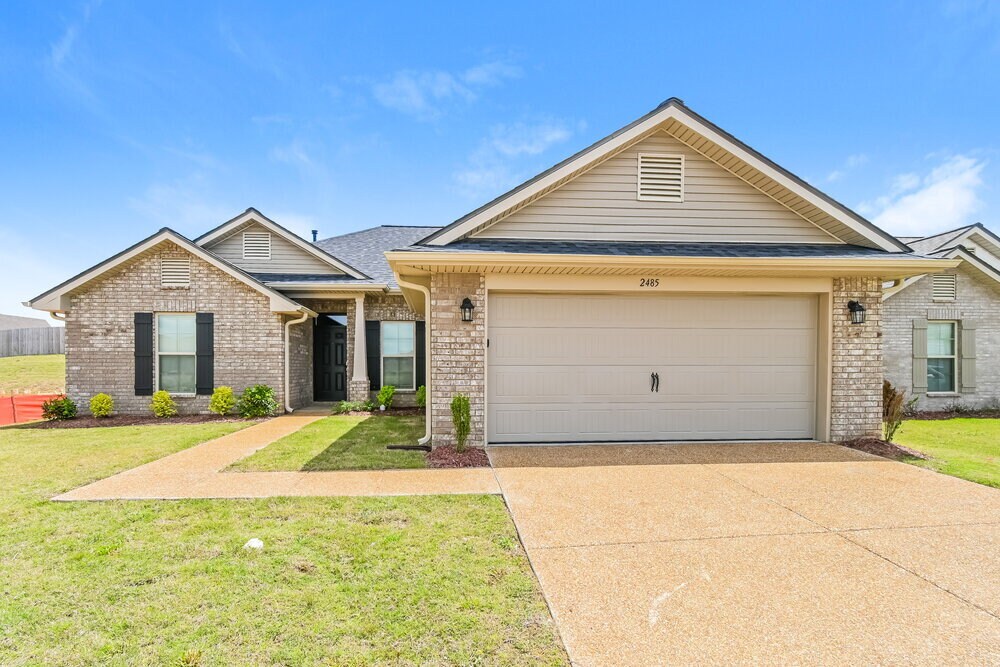 Foto principal - 2485 Marion Ln