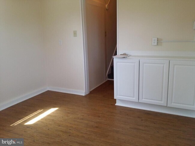 Foto del edificio - 52 Pear Rd