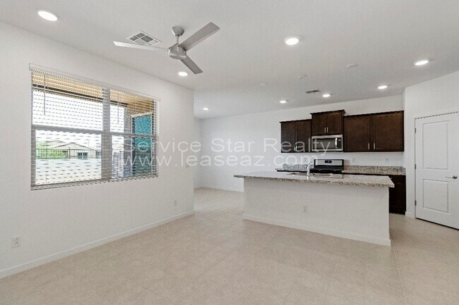 Foto del edificio - 25285 N 144th Ln