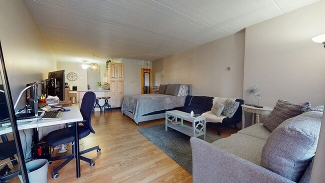 Foto del edificio - 200 Swanton St