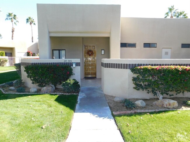 Foto del edificio - 28386 Desert Princess Dr