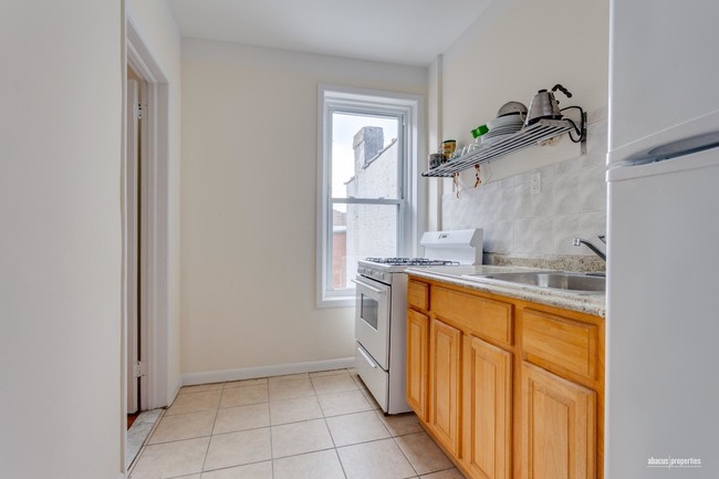 Foto del edificio - 1 Bedroom Rental with an Office