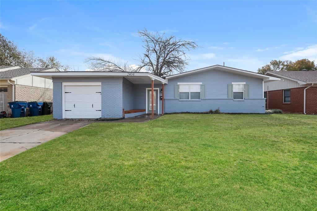 Foto principal - 2404 Carlton Way