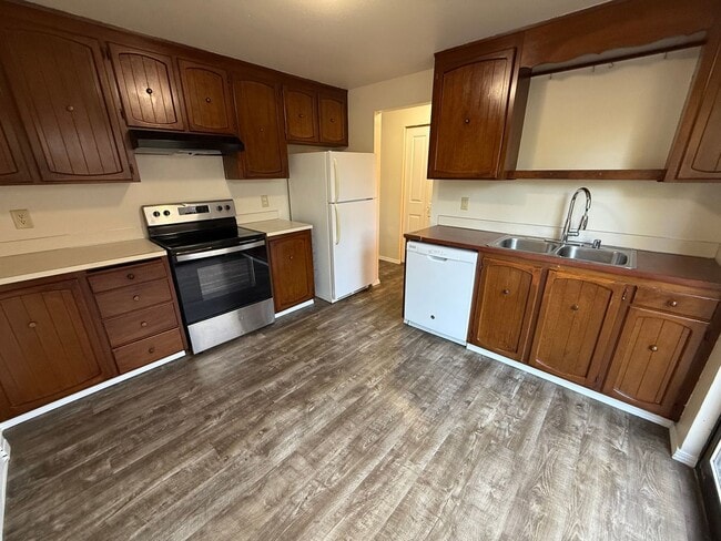 Building Photo - 0771