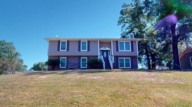 Building Photo - 110 Oakland Dr