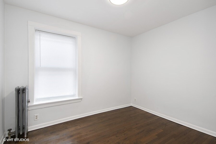 2040 W Birchwood Ave Unit 3, Chicago, IL 60645 2040 W Birchwood