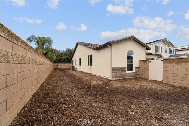Building Photo - 12784 Clifton Way