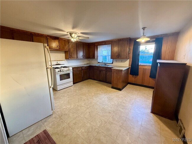 Building Photo - 91 Bloomfield Ave