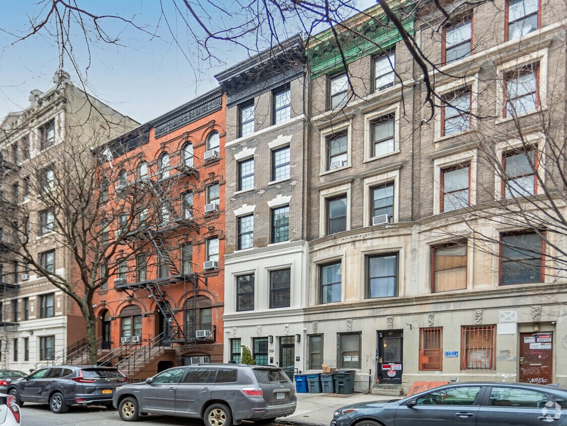 Foto principal - 119 W 111th St