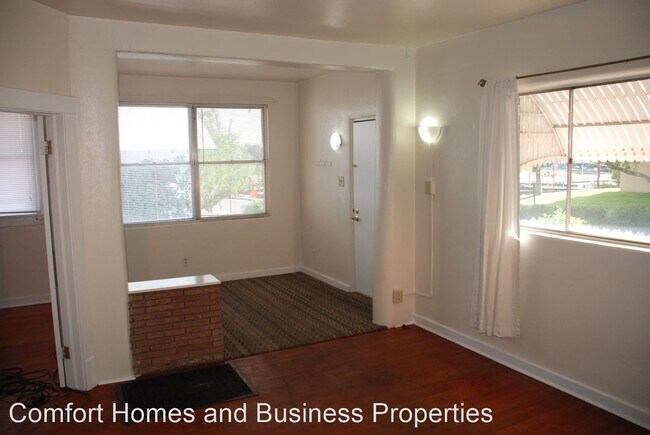 Building Photo - 4 br, 2 bath House - 206 Sycamore St NE