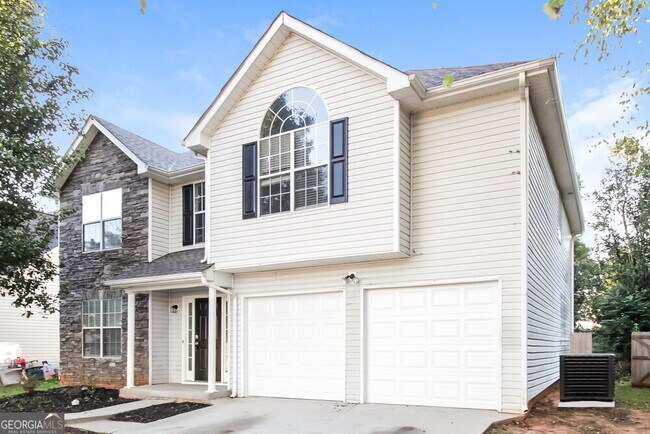 Building Photo - 550 Gardinia Dr