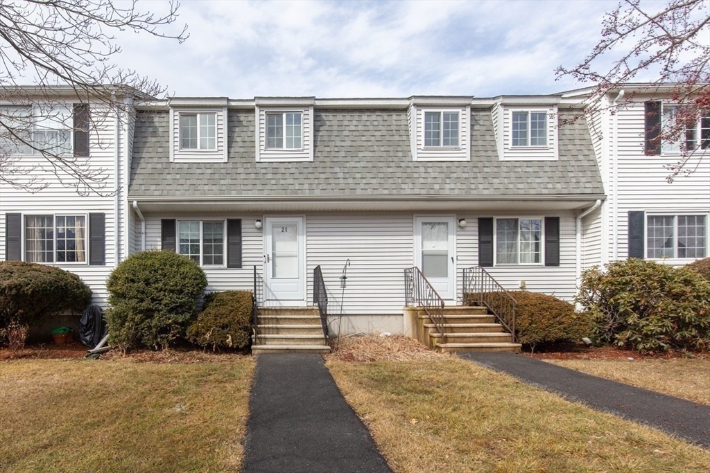 Primary Photo - 18 Westford Rd