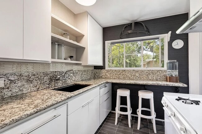 Kitchen - 5587 Village Grn (Los Angeles, CA) Townhome
