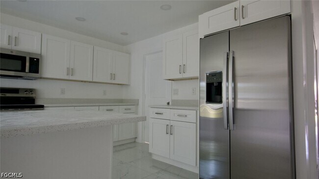 Foto del edificio - 3428 Jeffcott St