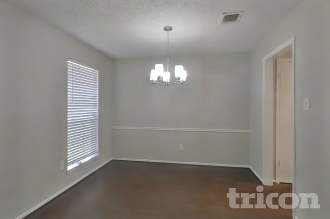 Building Photo - 17719 Glenpatti Dr