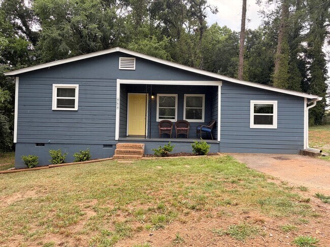 Building Photo - 484 Macon Hwy