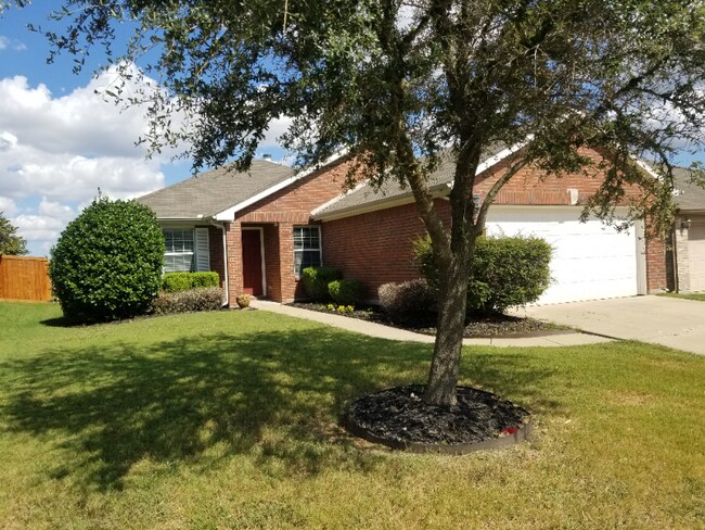 Foto del edificio - 515 Creekside Dr