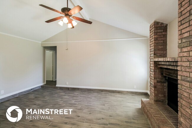 Building Photo - 1010 Galaxy Dr