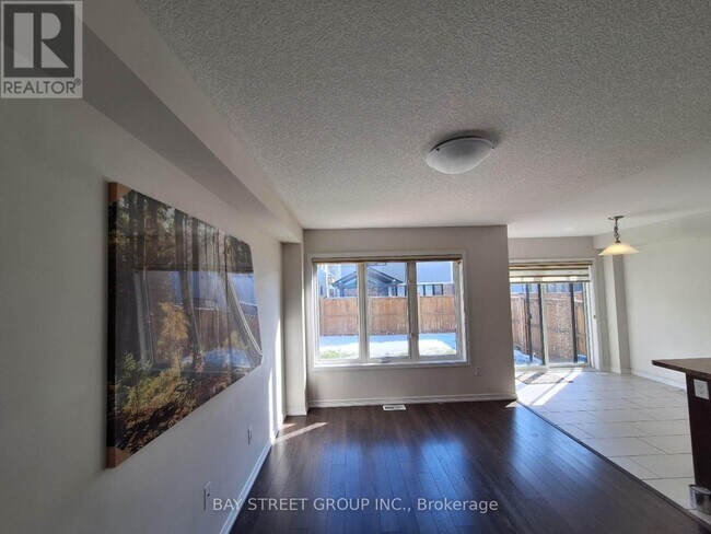 Building Photo - 8088 Blue Ash Ln