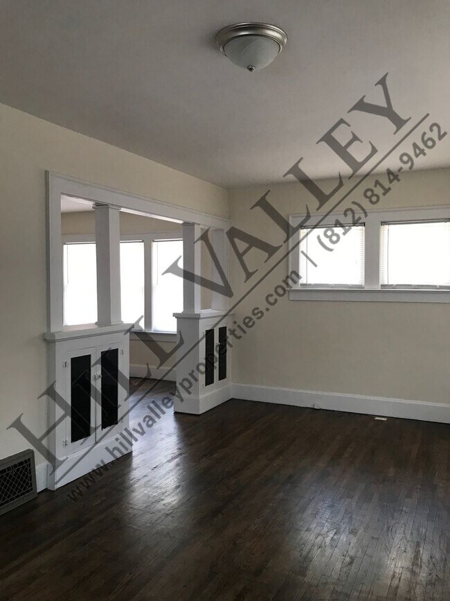 Foto del edificio - One Bedroom Home