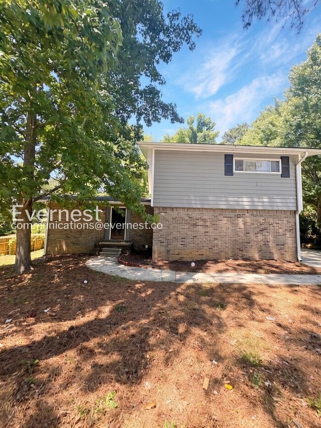 Building Photo - 6437 Maddox Rd