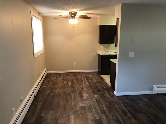 Foto del edificio - 125 Pemberton Ave