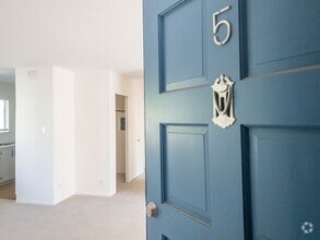 Building Photo - 20 Tamalpais Ave