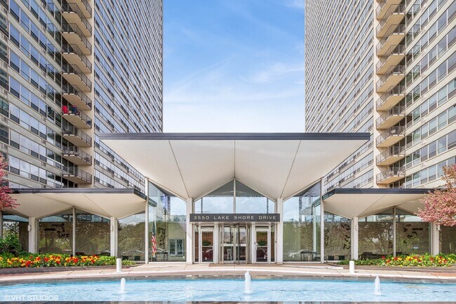 Building Photo - 3550 N Lake Shore Dr