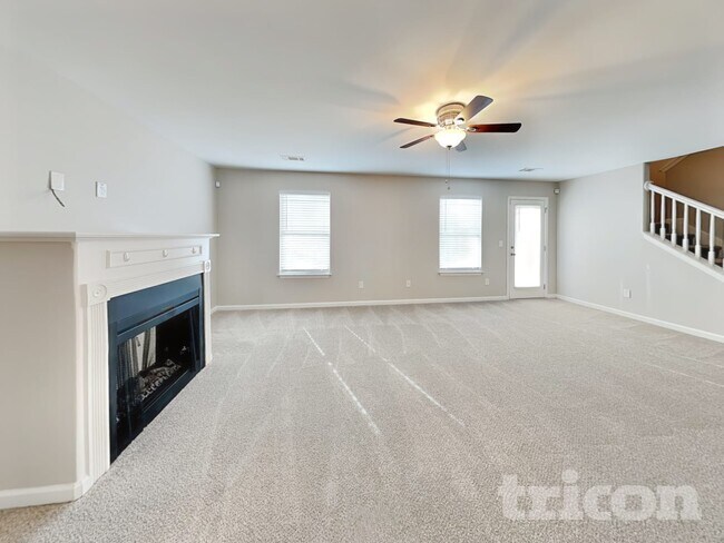 Foto del edificio - 121 Pristine Dr