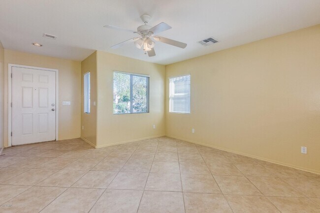 Foto del edificio - 11583 W Purdue Ave