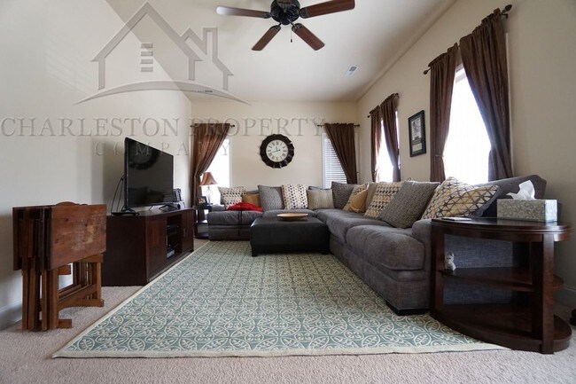 Building Photo - 3BR/2.5BA West Ashley Townhome
