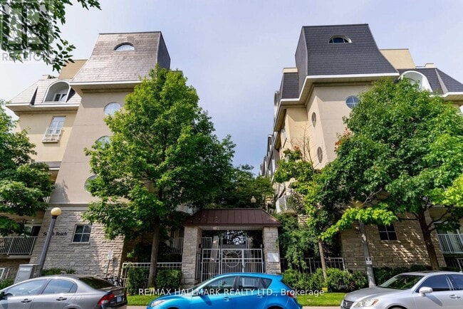 Photo du bâtiment - 30 Stadium Rd