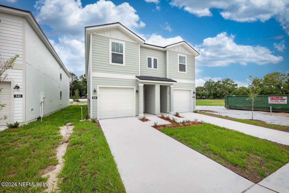 Foto principal - 844 Hartshill Pl
