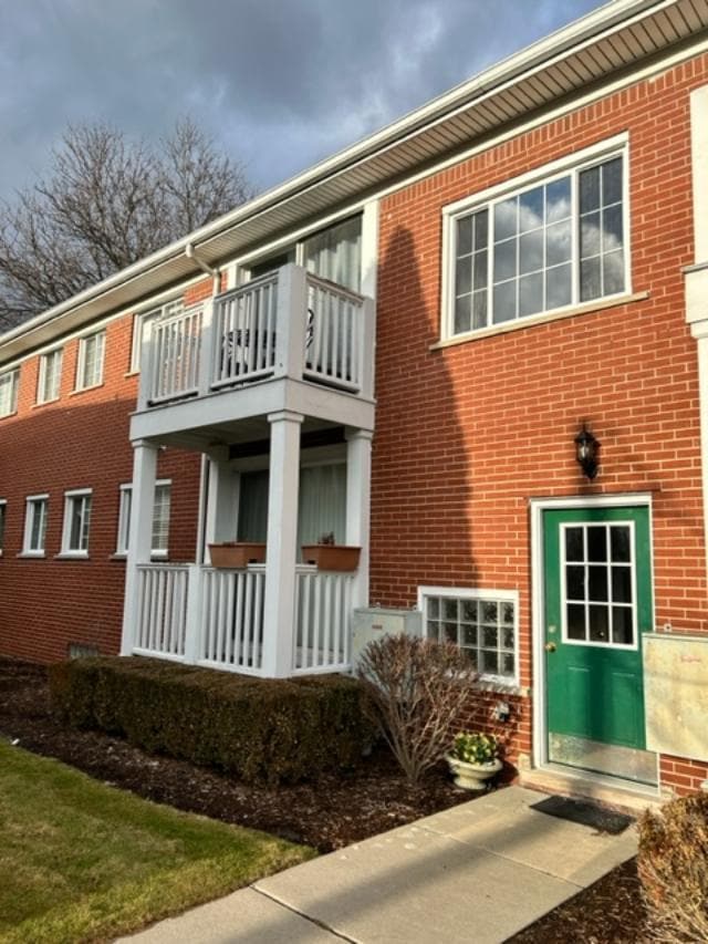 Back and porch - 437 N Eton St