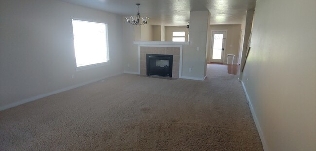 Building Photo - 3170 N Lancer Ave