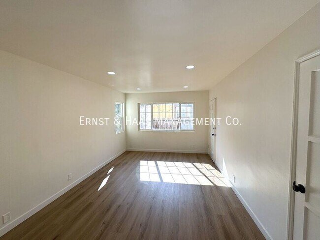 Foto del edificio - 778 Cherry Ave